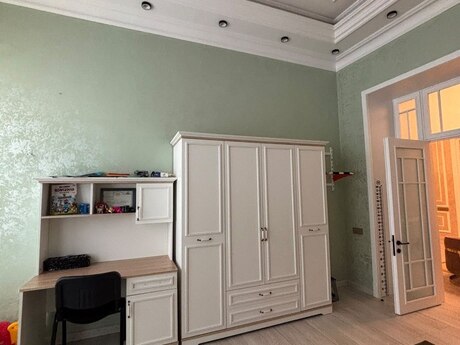 3-комнатная квартира, 120 м², 28 May: 470 000 ₼ 5
