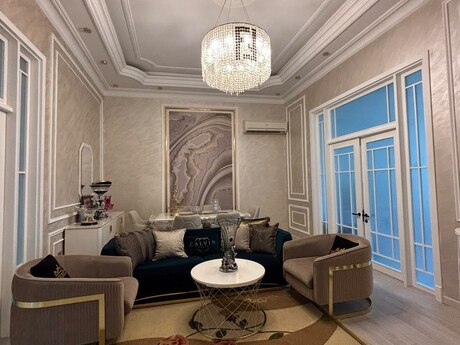 3 otaqlı köhnə tikili - 28 May m. - 120 m²