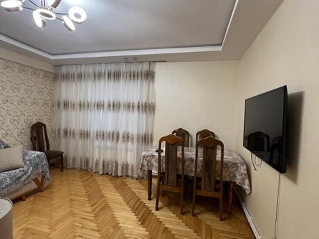 Kirayə 3 otaqlı mənzil, 80 m², Şah İsmayıl Xətai: 900 ₼/ay 3