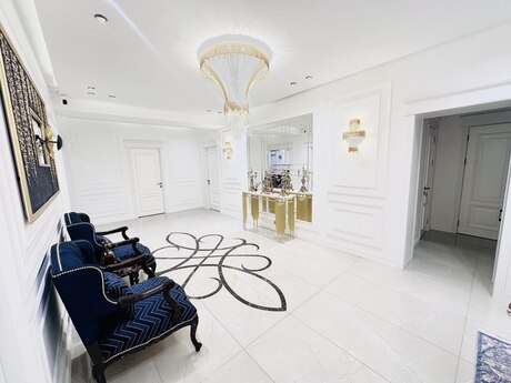 4 otaqlı mənzil, 210 m², Şah İsmayıl Xətai: 620 000 ₼ 2