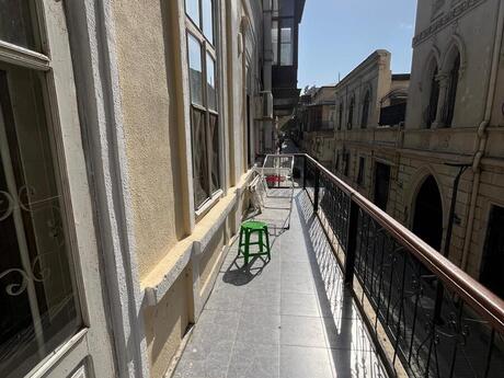 Obyekt - Sahil m. - 250 m²