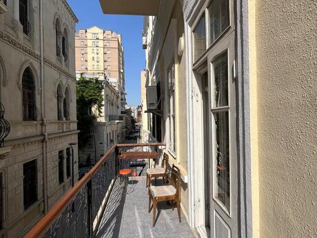 Elan №6294808 - Bakı, Sahil m., 250 m²