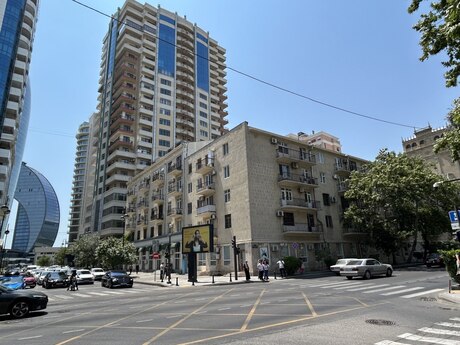 2 otaq · 70 m² · 2/5 mərtəbə, 28 May