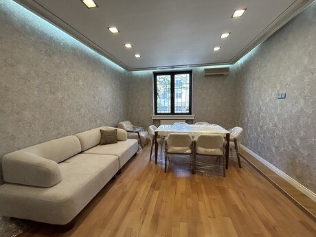Kirayə 2 otaqlı mənzil, 70 m², 28 May: 1 000 ₼/ay 5