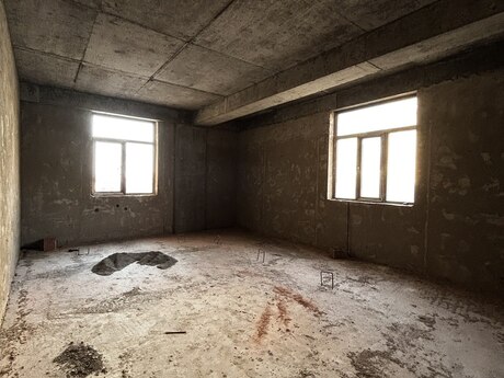 3 otaqlı yeni tikili - 8 Noyabr m. - 137 m²