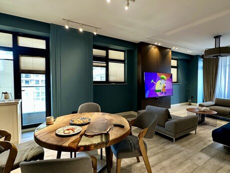 3 otaqlı yeni tikili - 8 Noyabr m. - 147 m²
