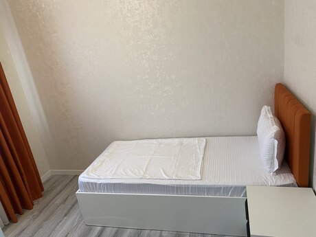 5 otaqlı həyət evi/bağ evi - Qəbələ - 200 m²