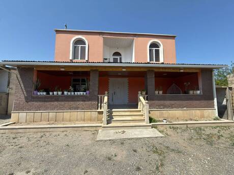 5 otaqlı həyət evi/bağ evi - Sumqayıt - 170 m²