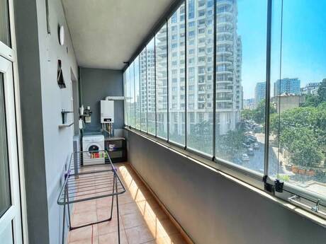 3 otaqlı yeni tikili - 28 May m. - 100 m²
