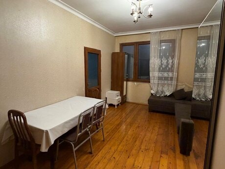 2-комн. вторичка - м. Гянджлик - 45 м²
