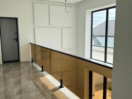 5 otaqlı həyət evi/bağ evi - Şüvəlan q. - 215 m²