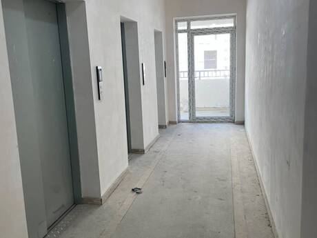4 otaqlı yeni tikili - Xətai r. - 160 m²