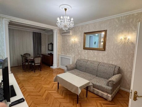 Объявление №6295407 - Баку, м. Низами, 2-комн., 65 м², 5/6 этаж