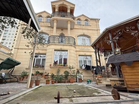Объявление №6295524 - Баку, м. Кероглу, 7-комн., 365 м²