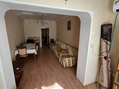 Elan №6295453 - Bakı, Elmlər Akademiyası m., 2 otaqlı, 65 m², 4/5 mərtəbə