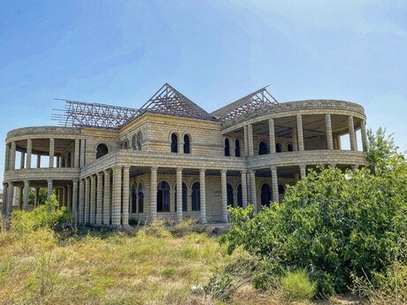 Elan №6295526 - Bakı, Novxanı q., 11 otaqlı, 609 m²