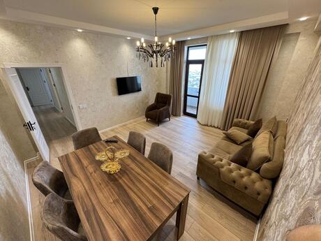 Elan №6295532 - Bakı, Neftçilər m., 2 otaqlı, 90 m², 15/17 mərtəbə