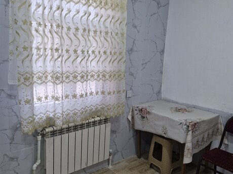 2 otaqlı həyət evi/bağ evi - Bakıxanov q. - 45 m²