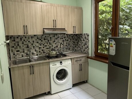 Объявление №6295649 - Баку, м. 20 января, 2-комн., 60 м², 2/5 этаж