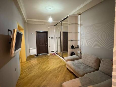 Kirayə 2 otaqlı mənzil, 105 m², Şah İsmayıl Xətai: 1 000 ₼/ay 4