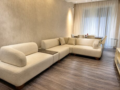 2 otaqlı yeni tikili - 28 May m. - 68 m²