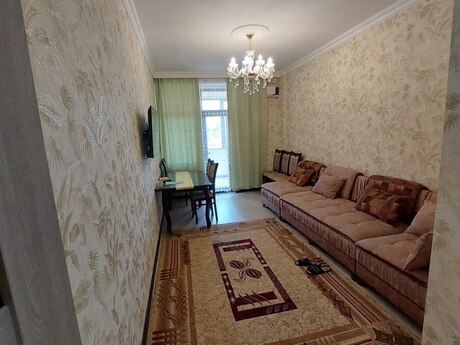 Elan №6295724 - Bakı, Qara Qarayev m., 2 otaqlı, 70 m², 6/18 mərtəbə