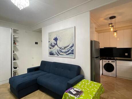 Elan №6295874 - Bakı, Yasamal q., 1 otaqlı, 34 m², 2/5 mərtəbə