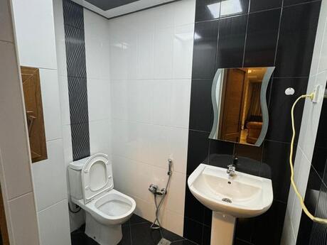 2-комнатная квартира, 100 м², Elmlər Akademiyası: 307 000 ₼ 5