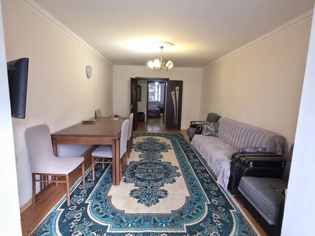 Объявление №6295987 - Баку, пос. Бакиханова, 3-комн., 85 м², 2/5 этаж