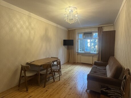 Elan №6296105 - Bakı, 9-cu mikrorayon q., 2 otaqlı, 60 m², 3/9 mərtəbə