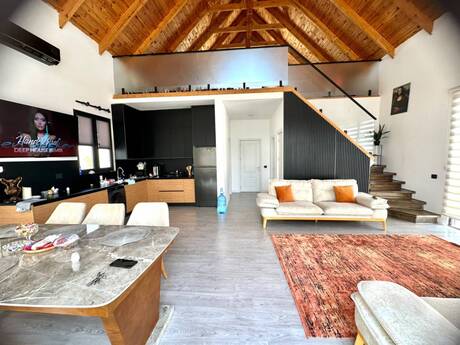 5 otaqlı həyət evi/bağ evi - Bilgəh q. - 300 m²