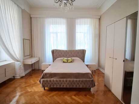 Аренда: 2-комнатная квартира, 75 м², Sahil: 1 600 ₼/мес 3