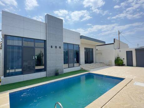 4 otaqlı həyət evi/bağ evi - Şüvəlan q. - 150 m²