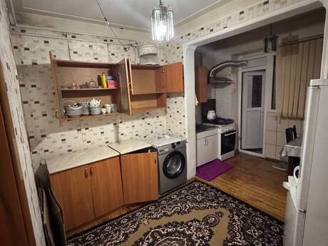 2 otaqlı köhnə tikili - Əhmədli m. - 60 m²