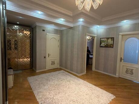 Elan №6296389 - Bakı, Nizami m., 4 otaqlı, 200 m², 8/11 mərtəbə