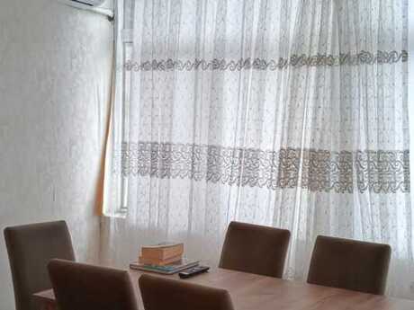3 otaqlı köhnə tikili - Nəriman Nərimanov m. - 70 m²