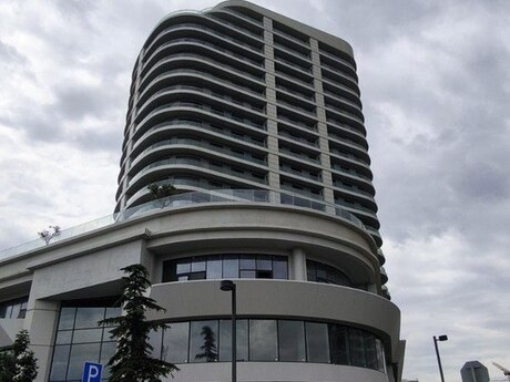 4 otaqlı yeni tikili - Ağ şəhər q. - 220 m²