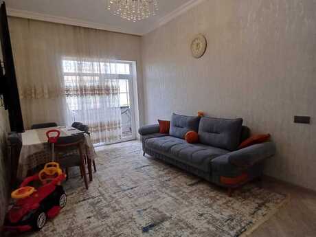 2 otaqlı mənzil, 72 m², Bakıxanov: 135 000 ₼ 2