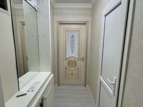 2-room apartment for rent, 32 m², Nəriman Nərimanov: 700 ₼/mo 3