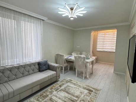 2-room apartment for rent, 32 m², Nəriman Nərimanov: 700 ₼/mo 2