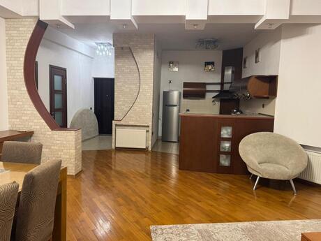 3 otaqlı yeni tikili - Elmlər Akademiyası m. - 100 m²
