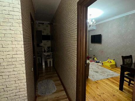 3 otaqlı köhnə tikili - Bakıxanov q. - 90 m²