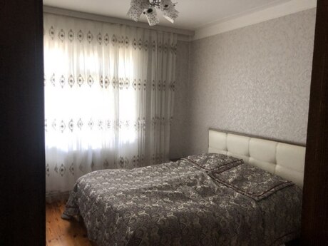 3 otaqlı köhnə tikili - Günəşli q. - 61 m²