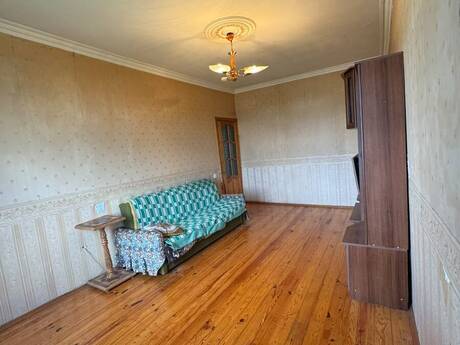 3 otaqlı köhnə tikili - Həzi Aslanov m. - 70 m²
