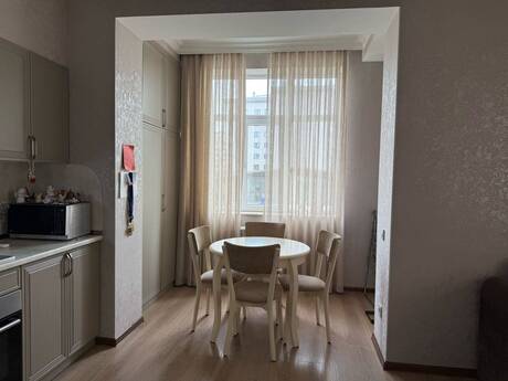 2 otaqlı köhnə tikili - Şah İsmayıl Xətai m. - 40 m²