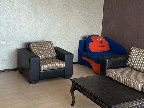 Kirayə 3 otaqlı mənzil, 131 m², Nəriman Nərimanov: 800 ₼/ay 2