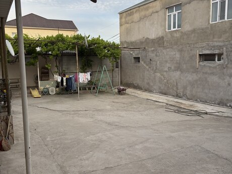 5 otaqlı həyət evi/bağ evi - Sabunçu q. - 10 m²