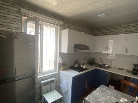 7 otaqlı həyət evi, 200 m², İnşaatçılar: 275 000 ₼ 4