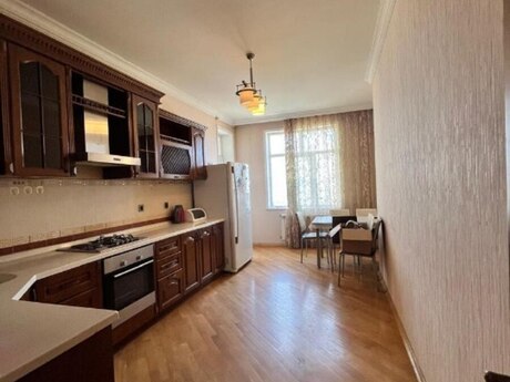 3 otaqlı mənzil, 135 m², Nizami: 410 000 ₼ 3