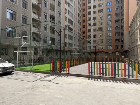 2 otaqlı mənzil, 100 m², 28 May: 385 000 ₼ 2